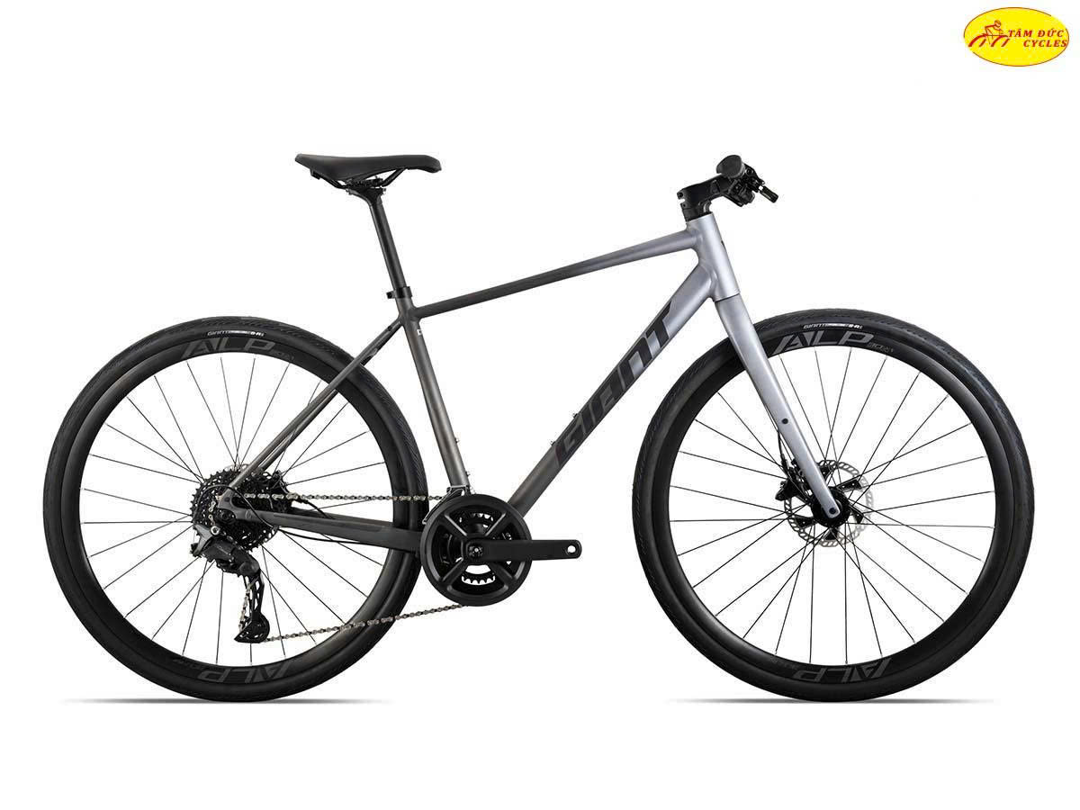 Xe Đạp Đường Phố Giant Escape 0 plus 2026